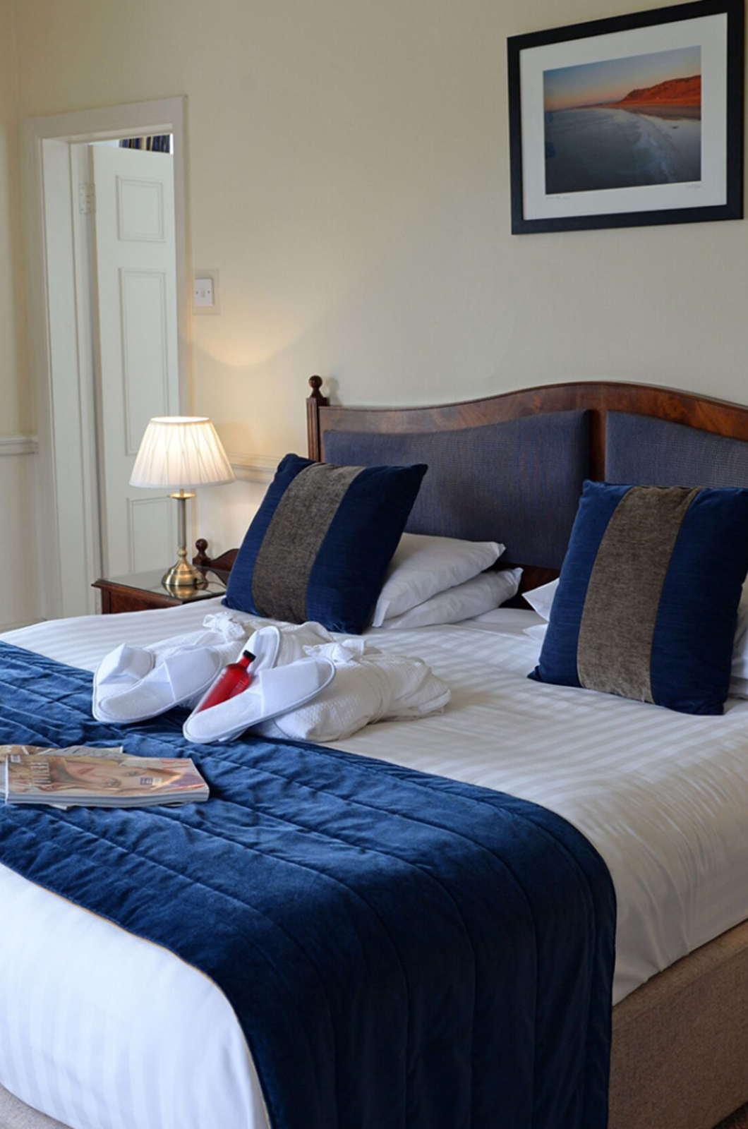 Double hotel bedroom at Lamphey Court